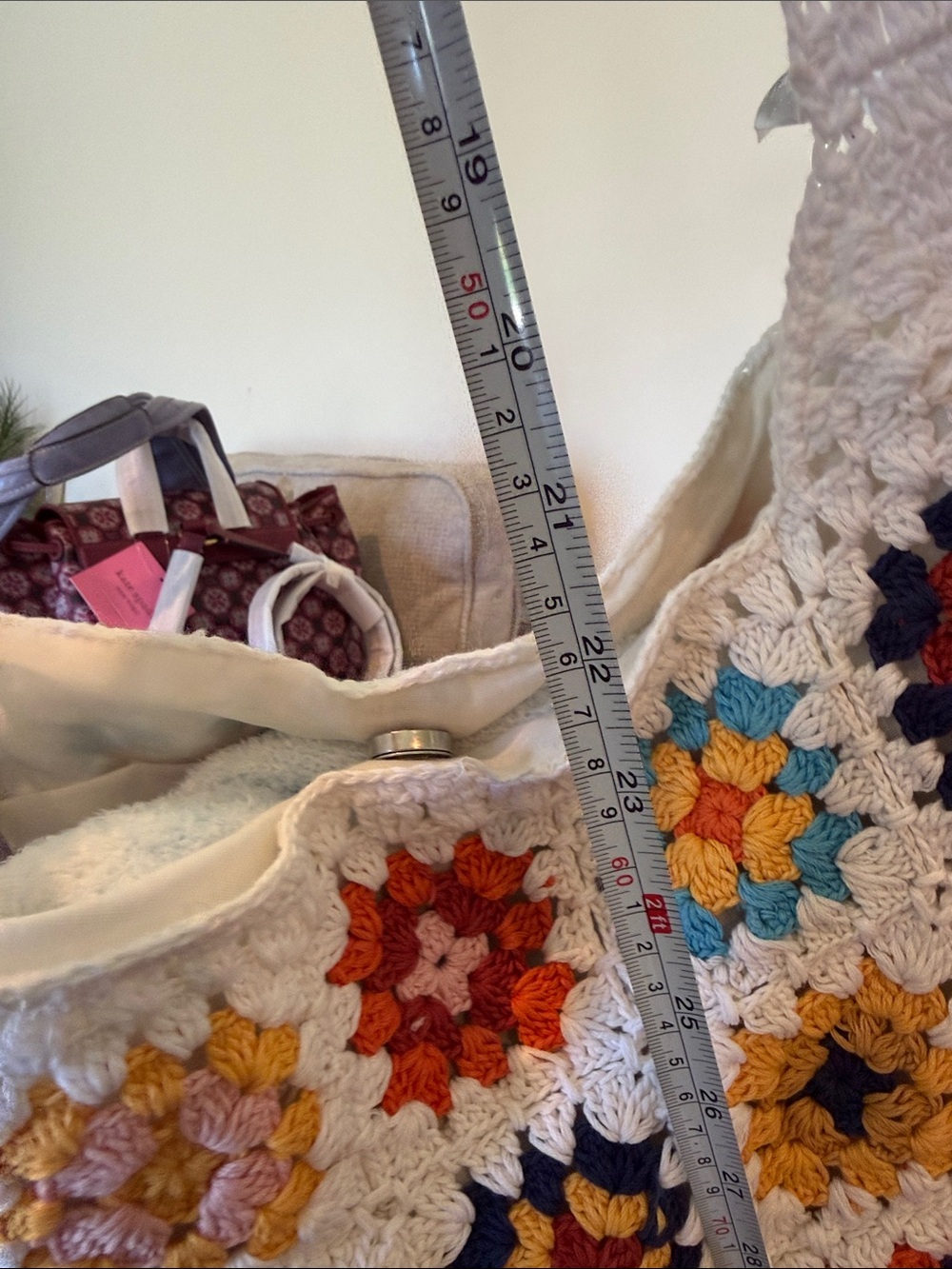 Altar’s state and Handmade 2 Crochet White Tote Bag with Colorful Strap - Picture 11 of 15